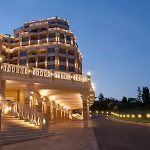 https://cabacum-beach-residence-golden-sands.goldensandshotels.net