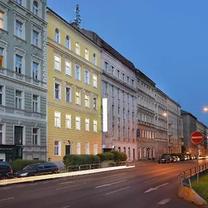 Season Three Stars Praha
